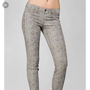 Rich & Skinny python print denim